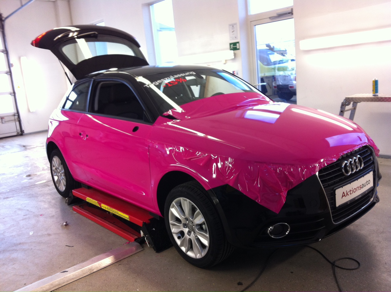 folierung hot pink
